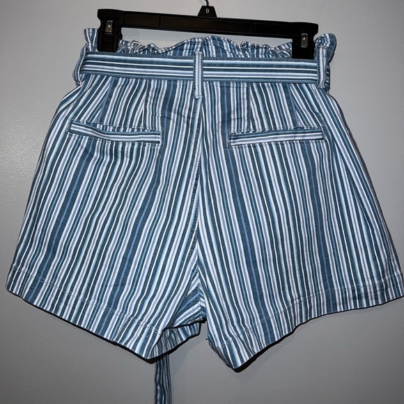 American Eagle Striped Paperbag Shorts - Picture 2 of 9